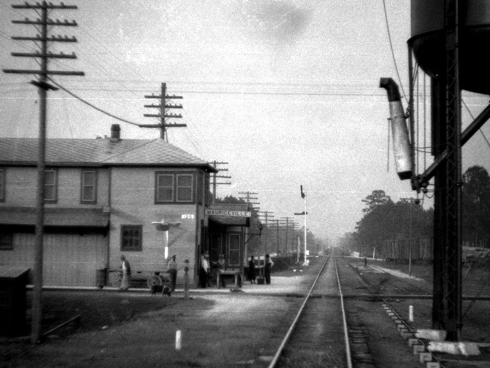 Texas Railroad History Tower 11 (West Orange) and Tower 125